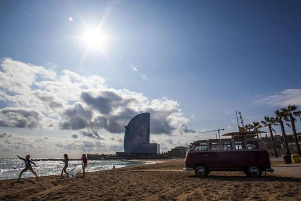 Lovely & Bright Vila Olimpica Beach Apartment Барселона Экстерьер фото
